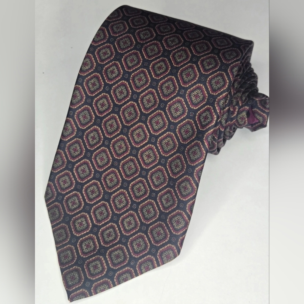 Vintage Britches of Georgetown Silk Tie Geometric Diamonds  3" W x 58" L  Gift